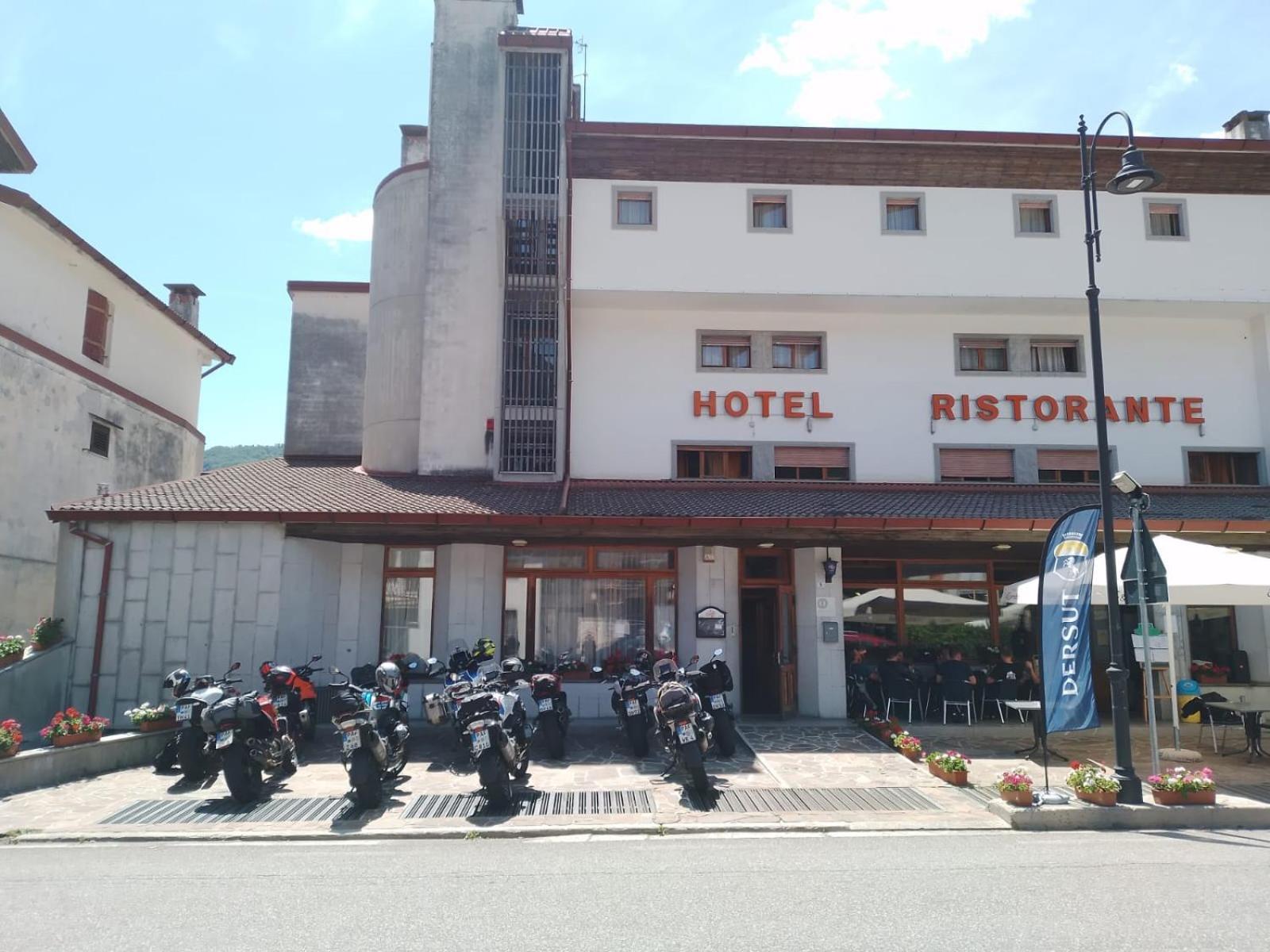 Bike & Bikers Hotel Restaurant أمبيزو المظهر الخارجي الصورة