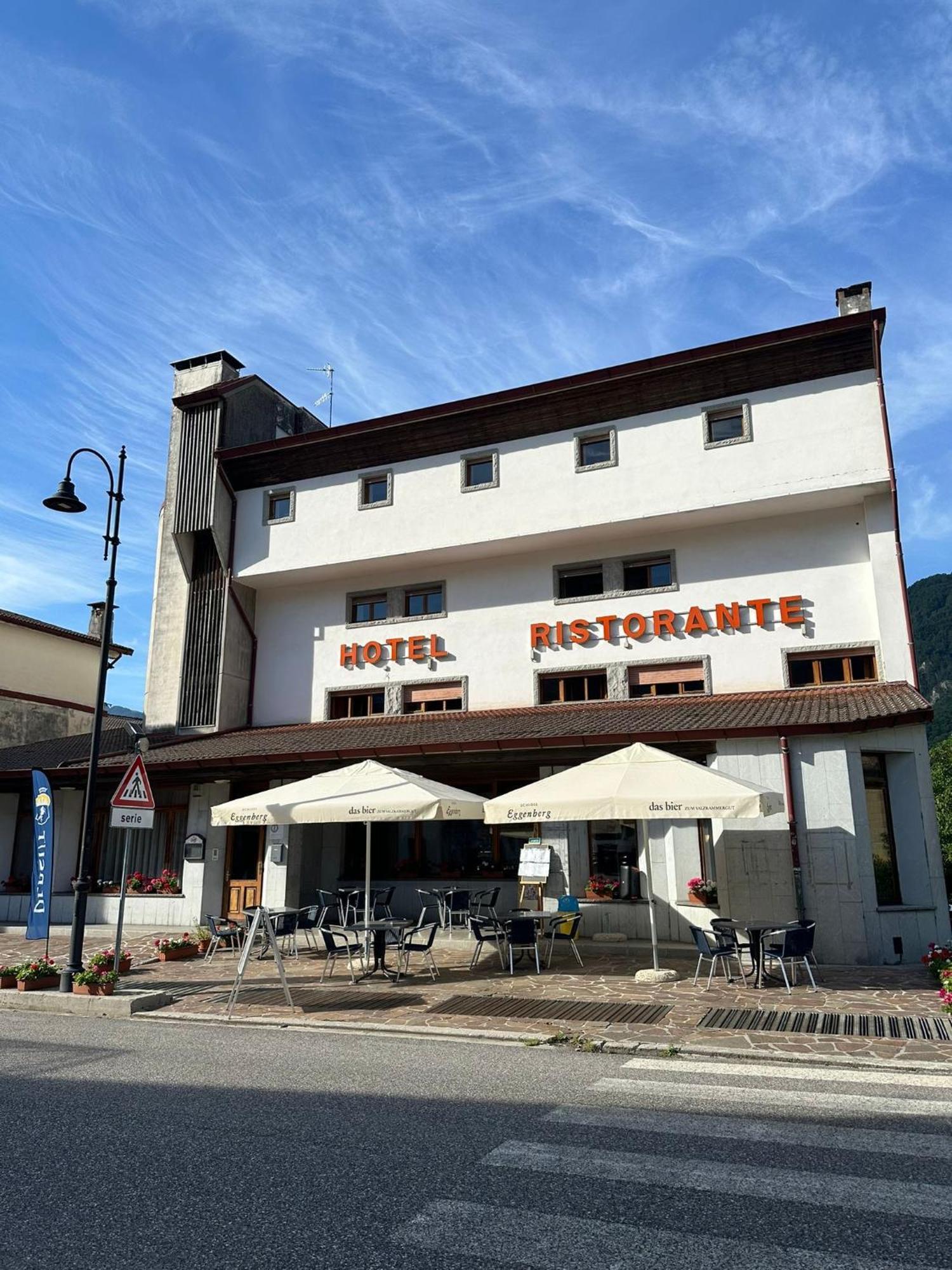 Bike & Bikers Hotel Restaurant أمبيزو المظهر الخارجي الصورة
