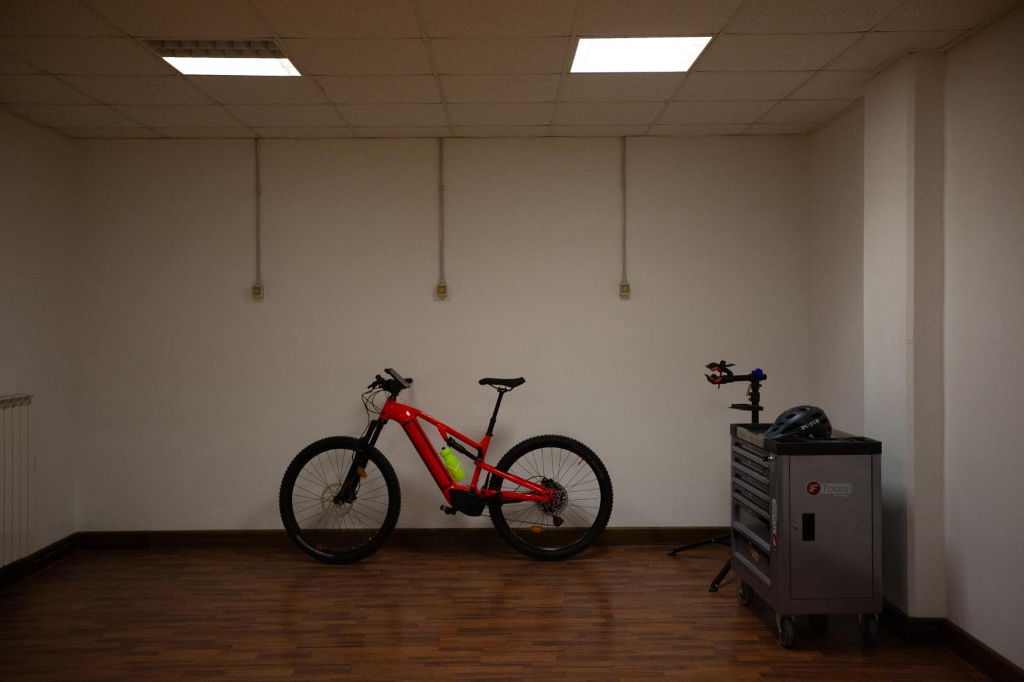 Bike & Bikers Hotel Restaurant أمبيزو المظهر الخارجي الصورة