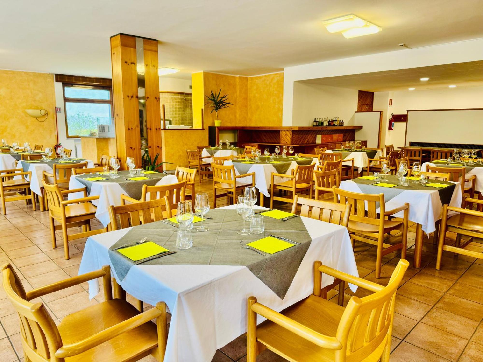 Bike & Bikers Hotel Restaurant أمبيزو المظهر الخارجي الصورة